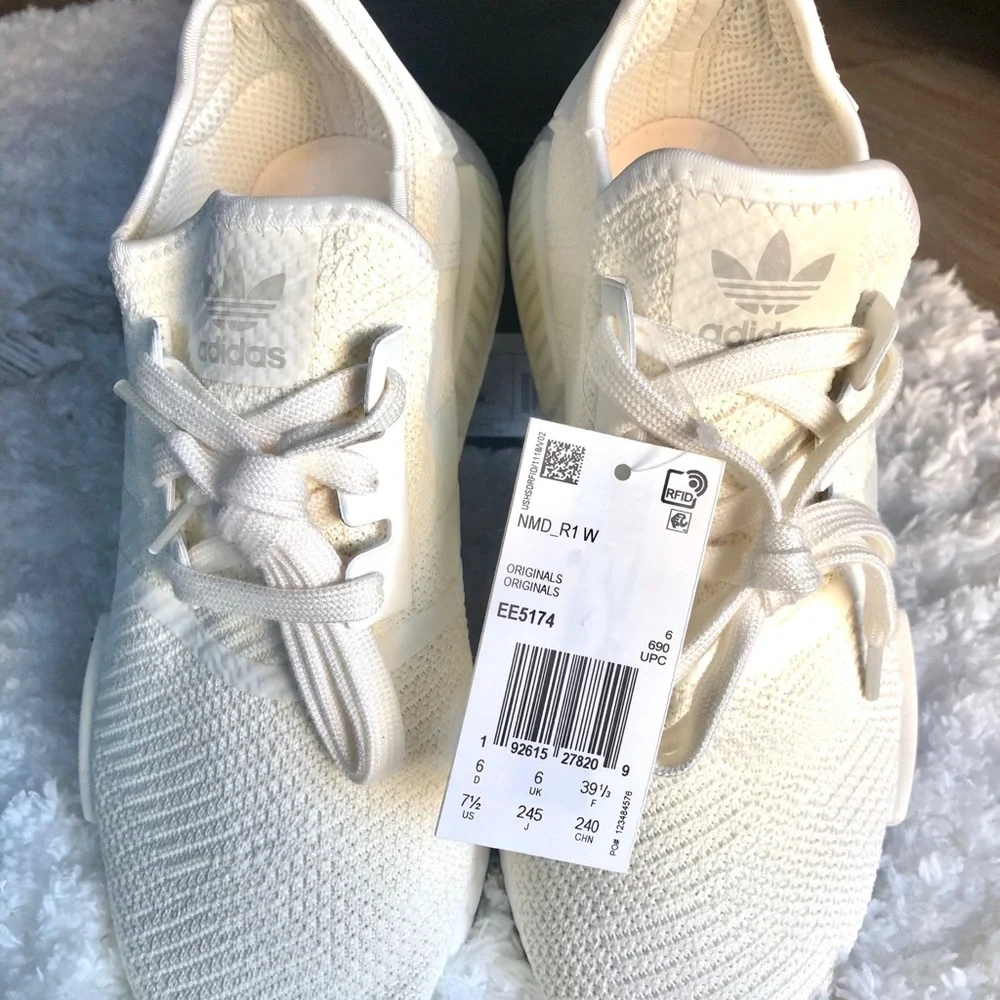 Adidas NMD_ R1 - Picture 4 of 9